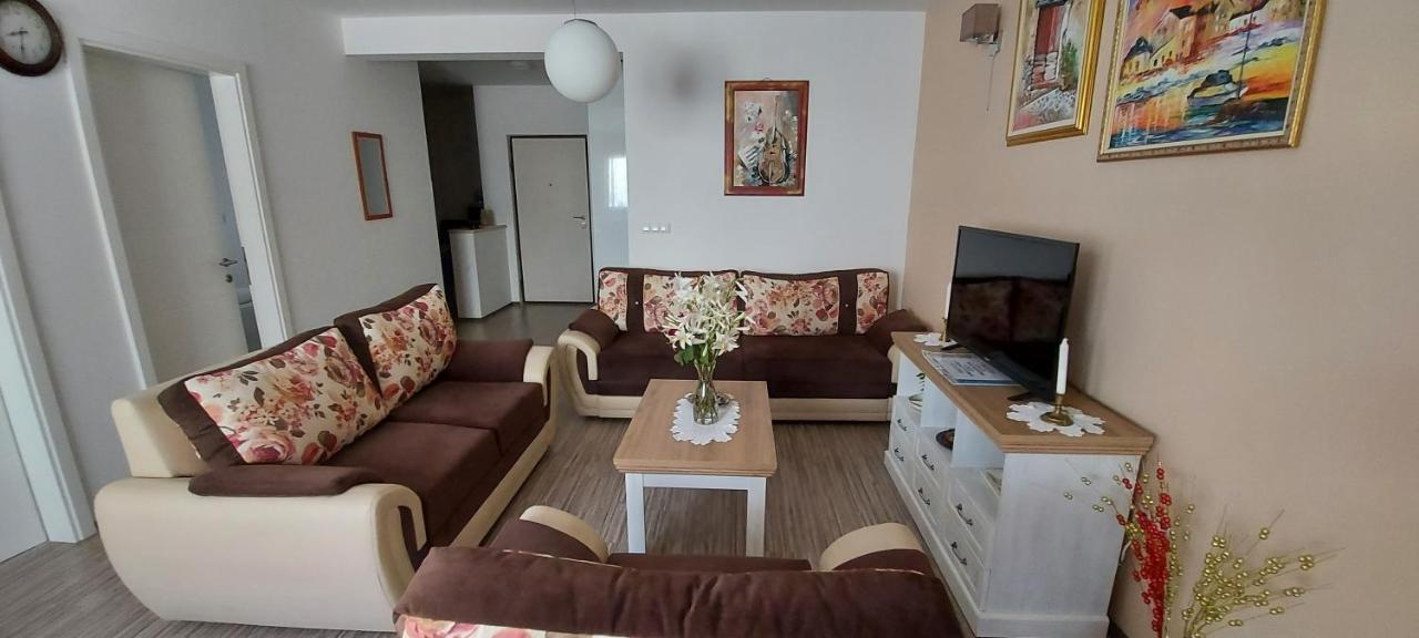 Apartments Kapetanovina 莫斯塔尔 外观 照片