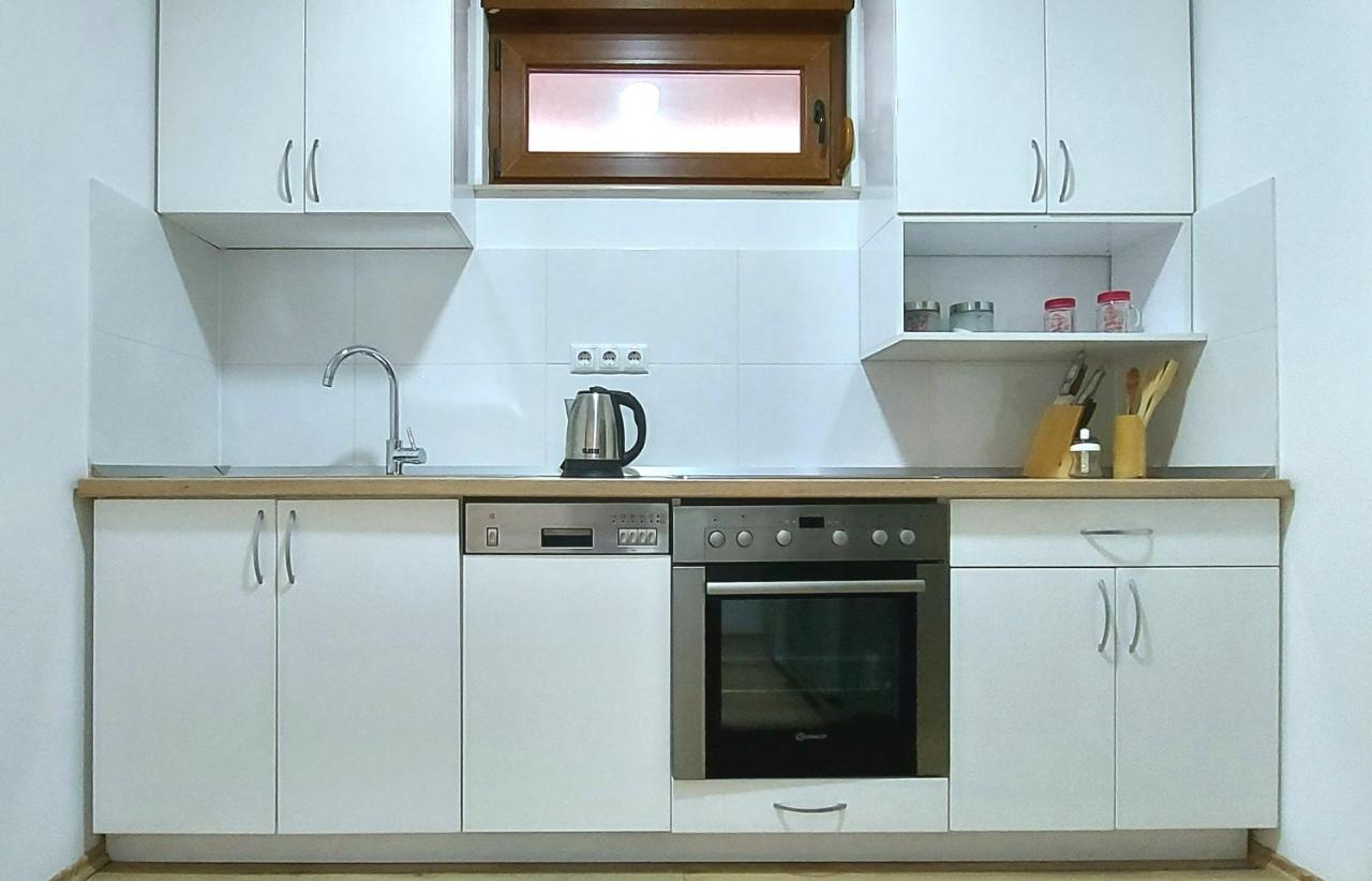 Apartments Kapetanovina 莫斯塔尔 外观 照片