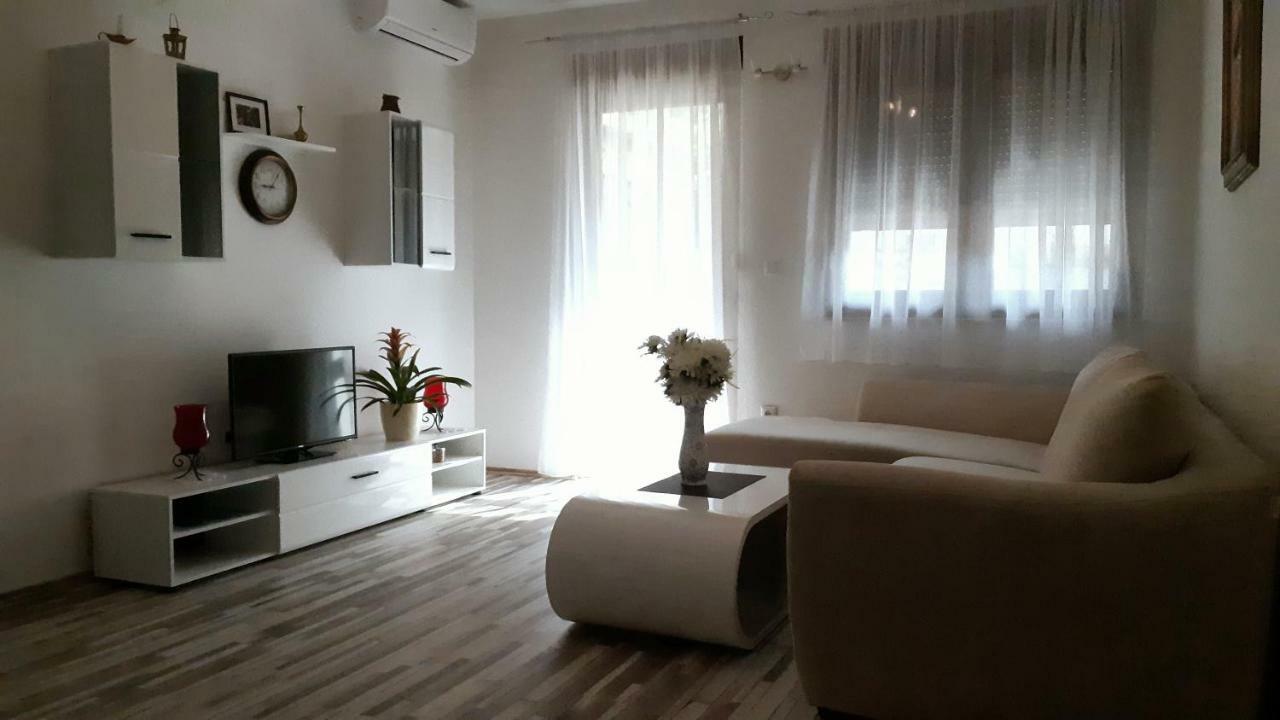 Apartments Kapetanovina 莫斯塔尔 外观 照片
